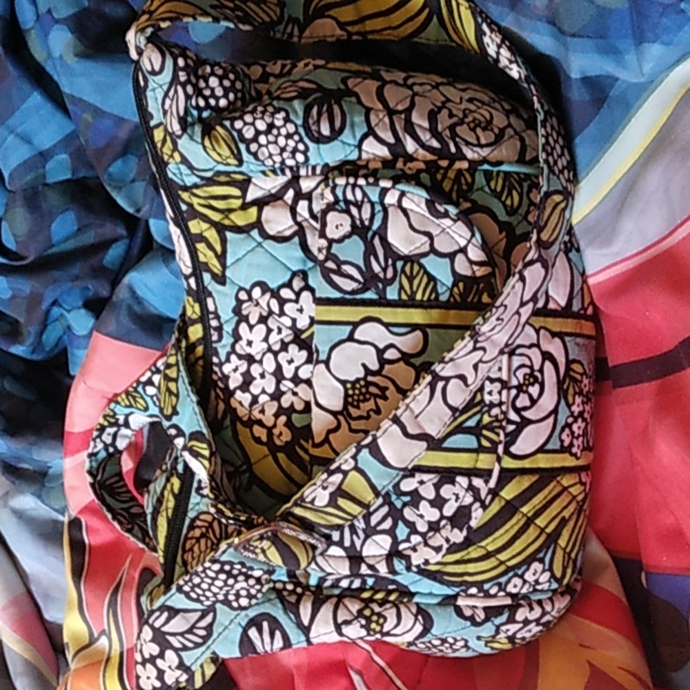 VERA BRADLEY *USED CONDITION"Island Blooms" Print Marine Hues Florals Cotton Bag